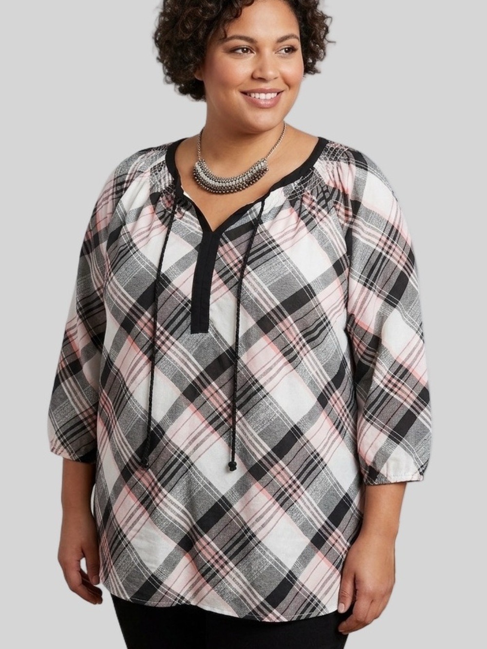 RICKi’S Black White Pink Plaid V Neck Front Blouse size 16